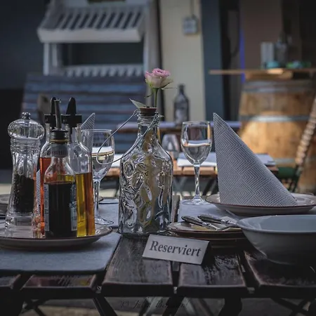 Weingut Und Gaestehaus Vongerichten Гостевой дом 3*