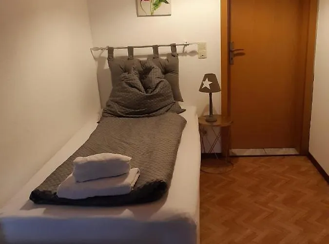 Weingut Und Gaestehaus Vongerichten Oberhausen (Sudliche Weinstrasse)