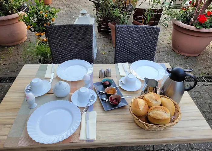 Гостевой дом Weingut Und Gaestehaus Vongerichten