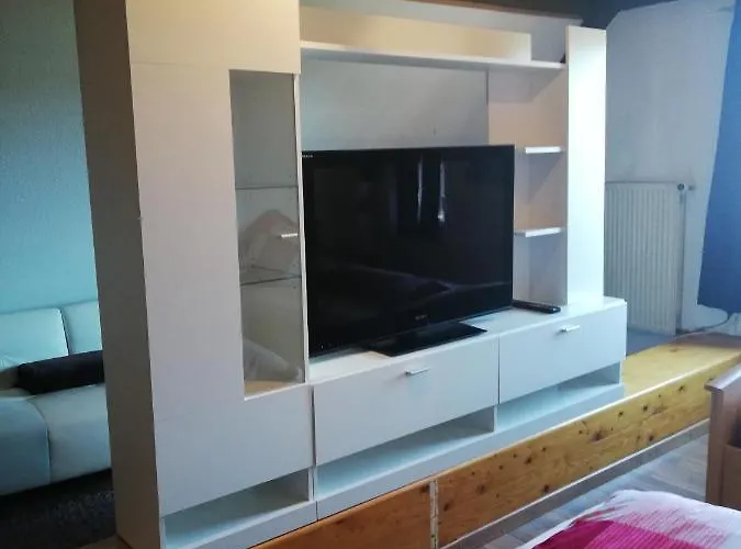 Гостевой дом Weingut Und Gaestehaus Vongerichten 3*